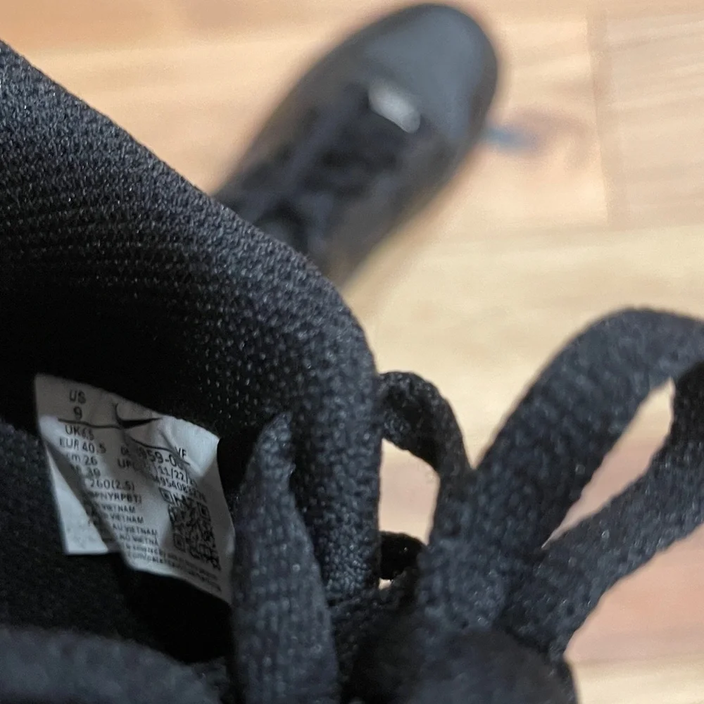 Nike Air Force 1 Black Women's Sneakers - Picture 6 of 7